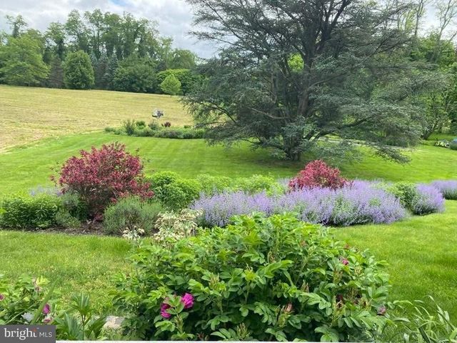 818 BURROWS RUN RD, Chadds Ford, PA 19317