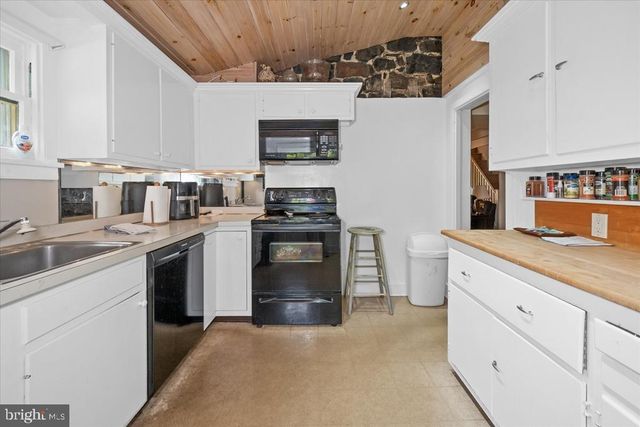 818 BURROWS RUN RD, Chadds Ford, PA 19317