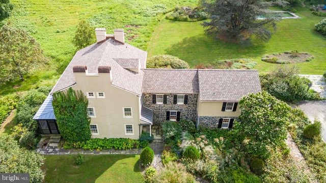 818 BURROWS RUN RD, Chadds Ford, PA 19317