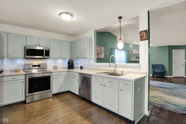 10860 Vanguard Lane, Indianapolis, IN 46234