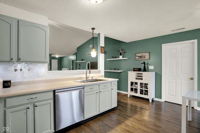 10860 Vanguard Lane, Indianapolis, IN 46234