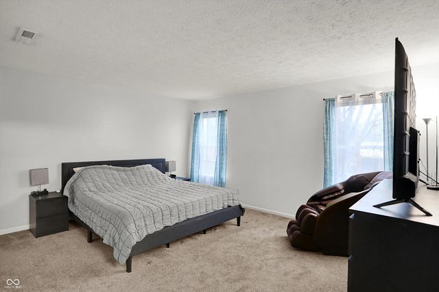 10860 Vanguard Lane, Indianapolis, IN 46234