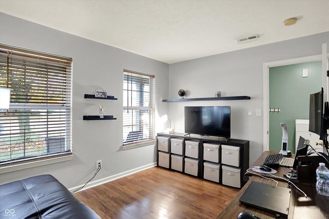 10860 Vanguard Lane, Indianapolis, IN 46234