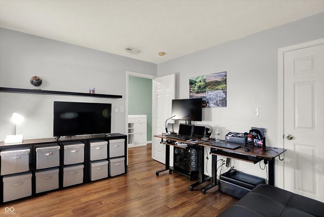 10860 Vanguard Lane, Indianapolis, IN 46234