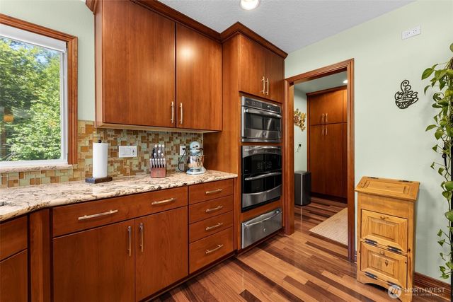 15212 NE Winsor Drive, Brush Prairie, WA 98606