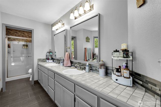15212 NE Winsor Drive, Brush Prairie, WA 98606