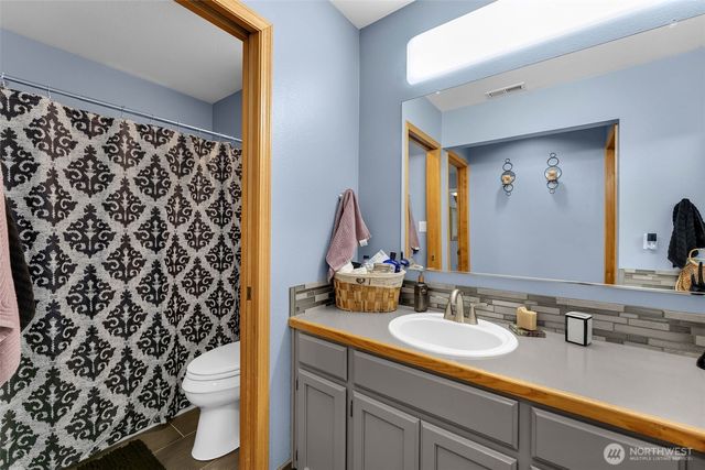 15212 NE Winsor Drive, Brush Prairie, WA 98606