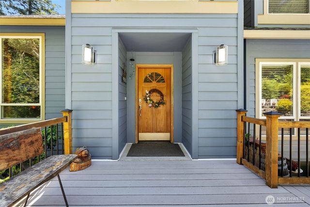 15212 NE Winsor Drive, Brush Prairie, WA 98606