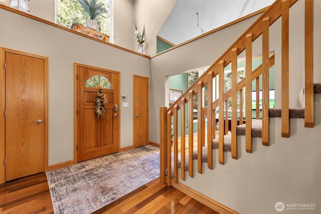 15212 NE Winsor Drive, Brush Prairie, WA 98606