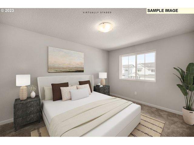 1047 Clemson St, Woodburn, OR 97071