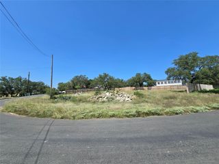 000 Martin LN, Spicewood, TX 78669