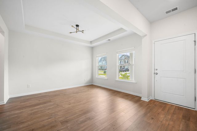 111 Haverhill Street, Summerville, SC 29486