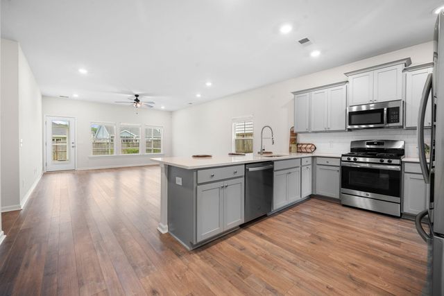 111 Haverhill Street, Summerville, SC 29486