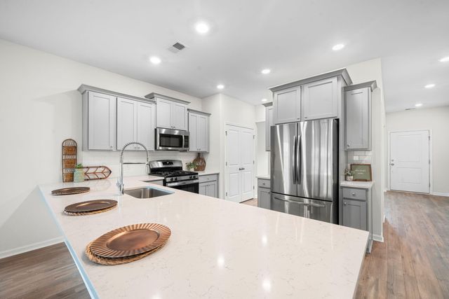 111 Haverhill Street, Summerville, SC 29486