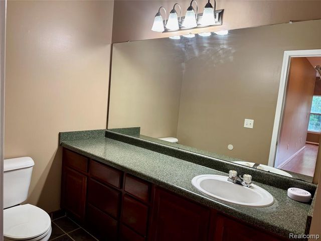 10880 Pardee Road, Taylor, MI 48180