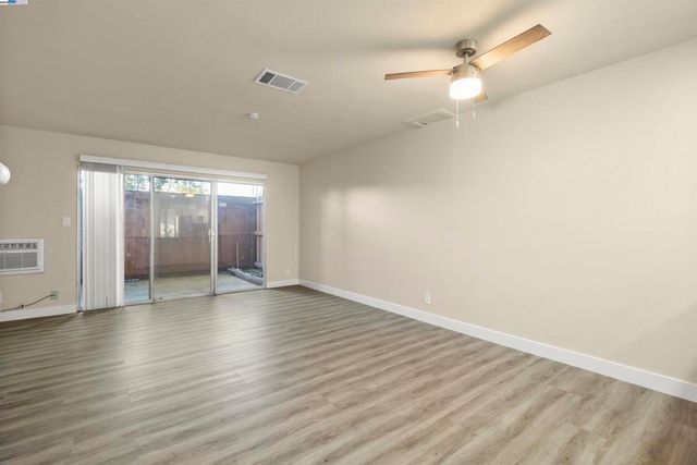 1001 Murrieta Blvd 4, Livermore, CA 94550