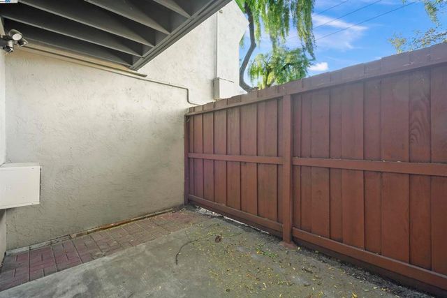 1001 Murrieta Blvd 4, Livermore, CA 94550