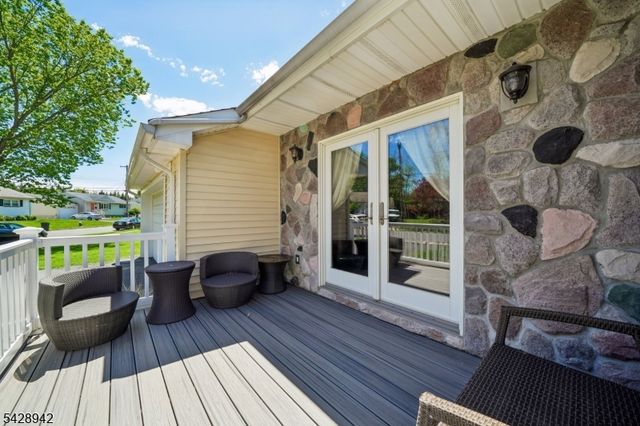 50 Newbrook Ln, Springfield Twp., NJ 07081