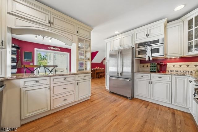 50 Newbrook Ln, Springfield Twp., NJ 07081