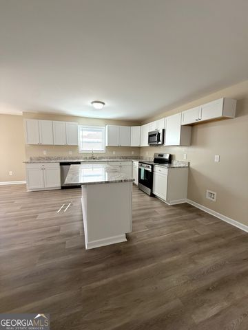 210 Charlotte Circle, Statham, GA 30666