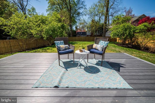 8908 MOHAWK LN, Bethesda, MD 20817