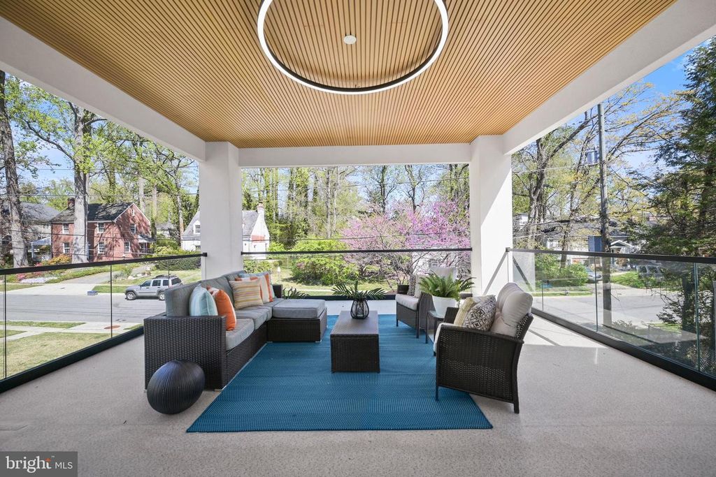 Image 58 of property listing at 8908 MOHAWK LN, Bethesda, MD 20817