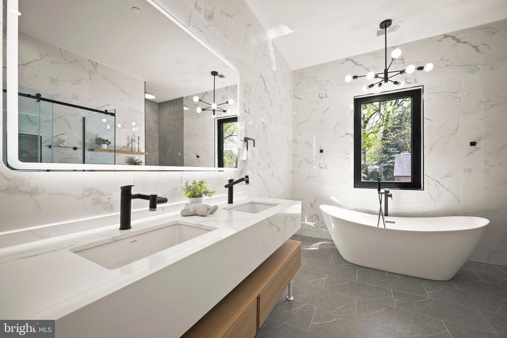 Image 64 of property listing at 8908 MOHAWK LN, Bethesda, MD 20817