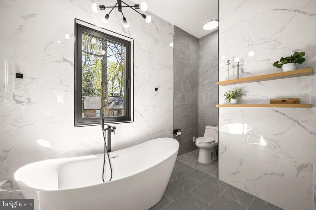 Image 66 of property listing at 8908 MOHAWK LN, Bethesda, MD 20817