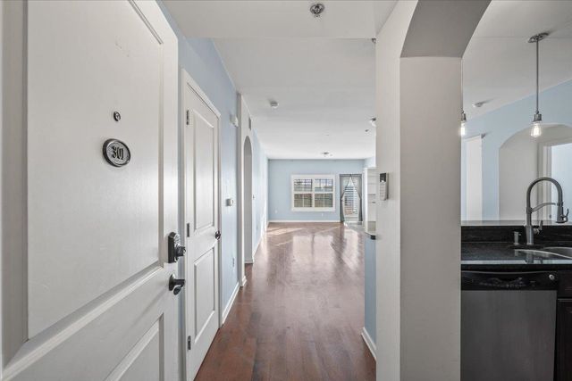 665 Tennessee St Apt 301, Memphis, TN 38103