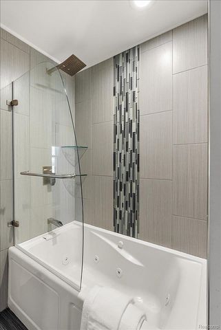 3830 Columbia Drive, Bloomfield Hills, MI 48302