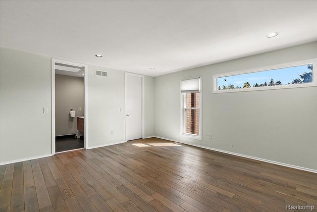 3830 Columbia Drive, Bloomfield Hills, MI 48302