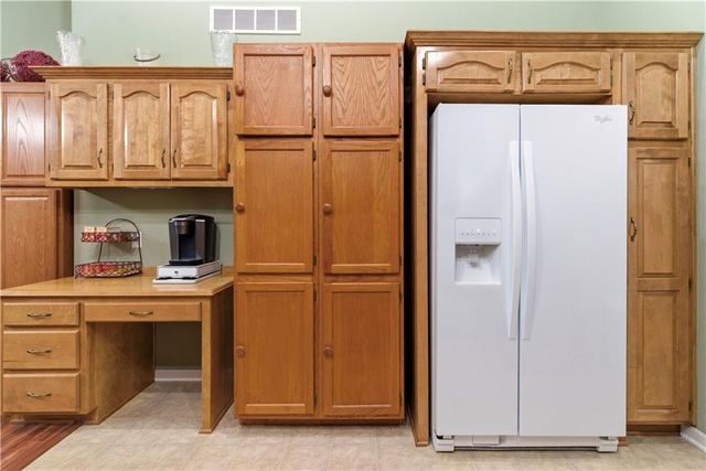 15193 S GREENWOOD Street 2602, Olathe, KS 66062