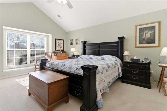 15193 S GREENWOOD Street 2602, Olathe, KS 66062