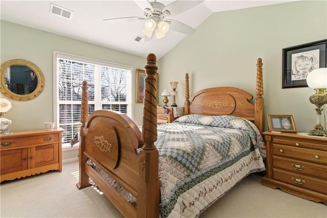 15193 S GREENWOOD Street 2602, Olathe, KS 66062