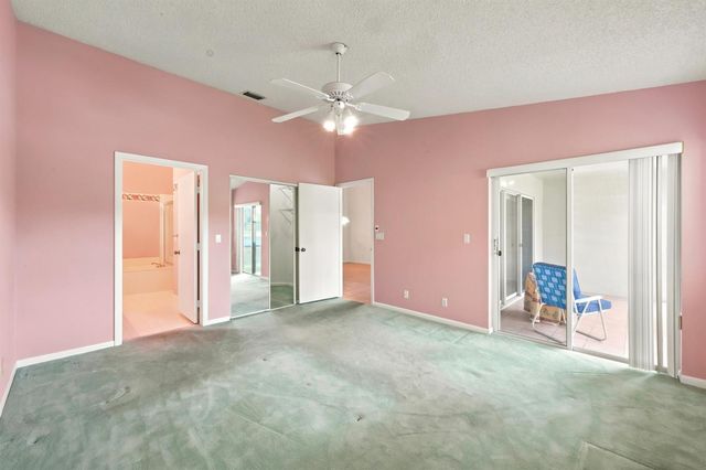 10432 Lake Vista Circle, Boca Raton, FL 33498