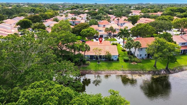 10432 Lake Vista Circle, Boca Raton, FL 33498