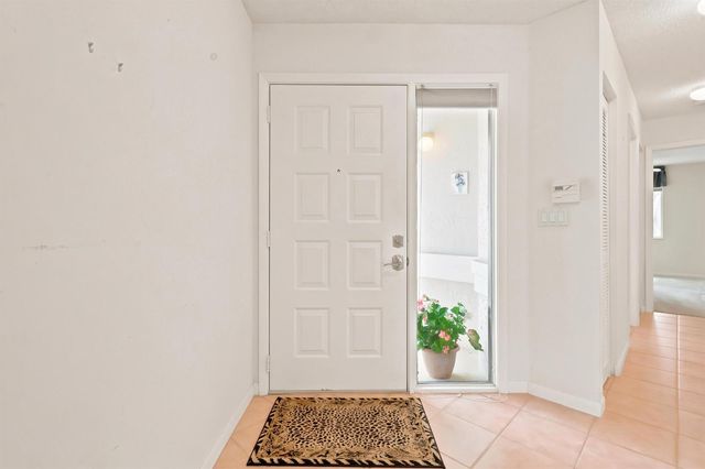 10432 Lake Vista Circle, Boca Raton, FL 33498