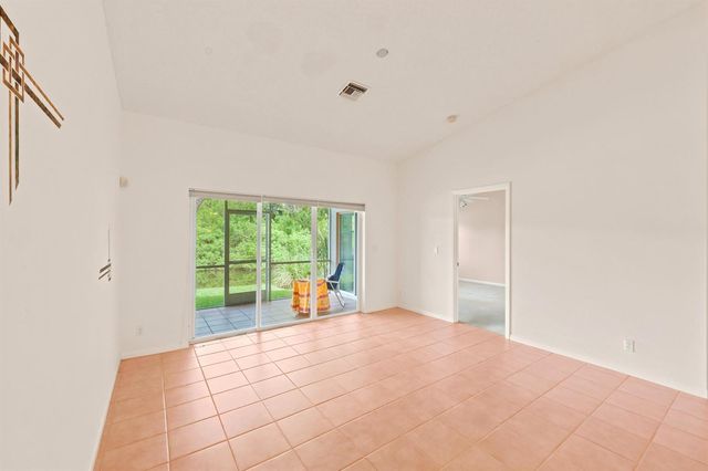 10432 Lake Vista Circle, Boca Raton, FL 33498