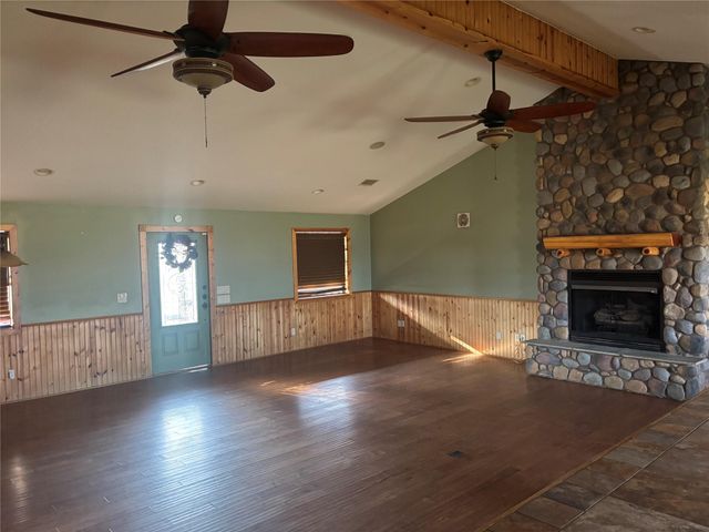 1706 Goodson Loop, Pinehurst, TX 77362