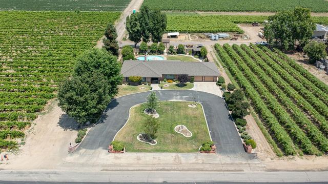 11378 E Dinuba, Selma, CA 93662