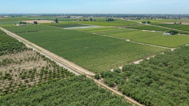 11378 E Dinuba, Selma, CA 93662