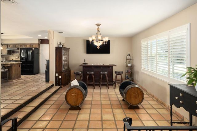 11378 E Dinuba, Selma, CA 93662