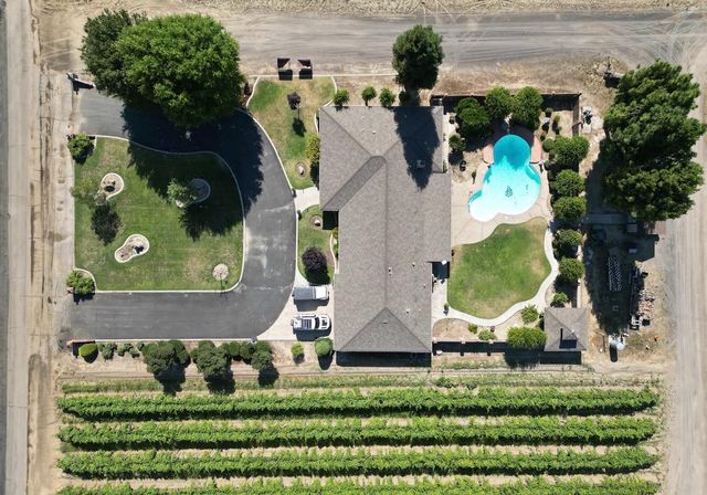 11378 E Dinuba, Selma, CA 93662