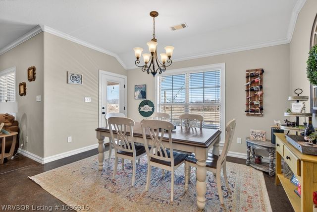 1620 N River Road, Lavaca, AR 72941