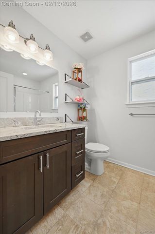 17482 Sunny Crest Drive, Brownstown Charter Township, MI 48174