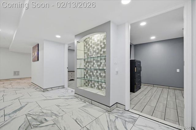 17482 Sunny Crest Drive, Brownstown Charter Township, MI 48174