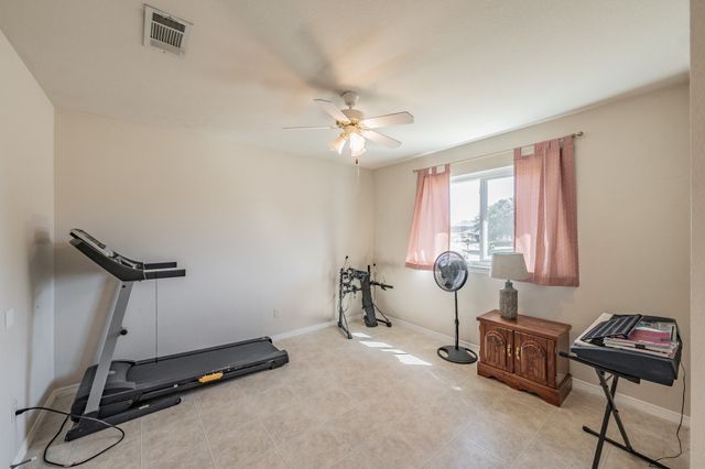400 Piccadilly Circle, Burleson, TX 76028