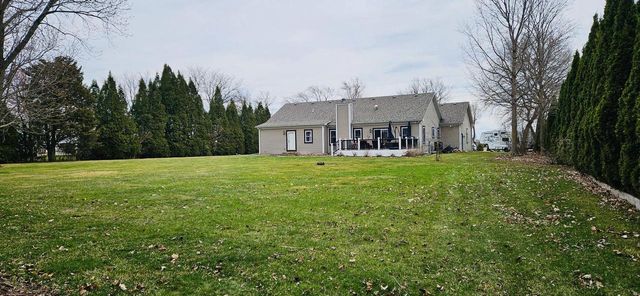 W6794 Brick Church ROAD, Walworth, WI 53184