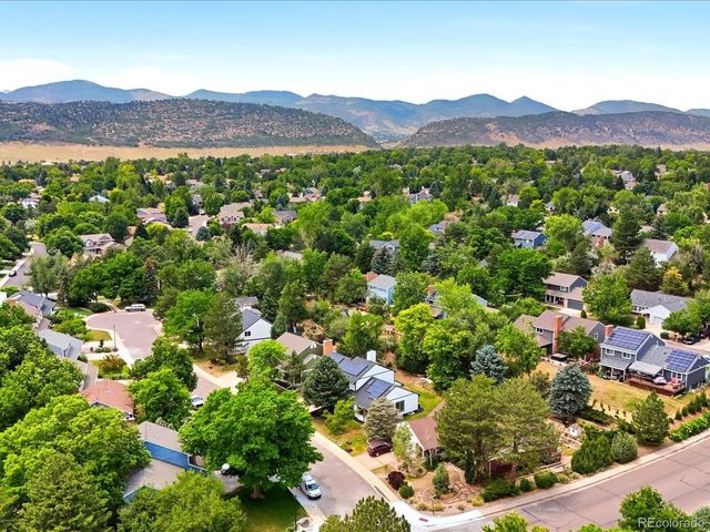 10627 W Chautauga Mtn, Littleton, CO 80127