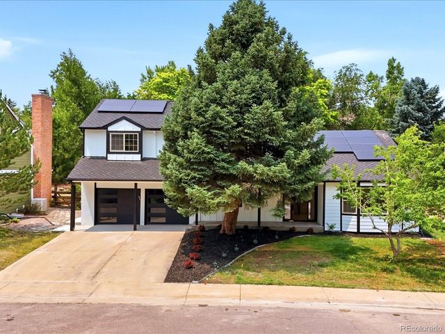 10627 W Chautauga Mtn, Littleton, CO 80127